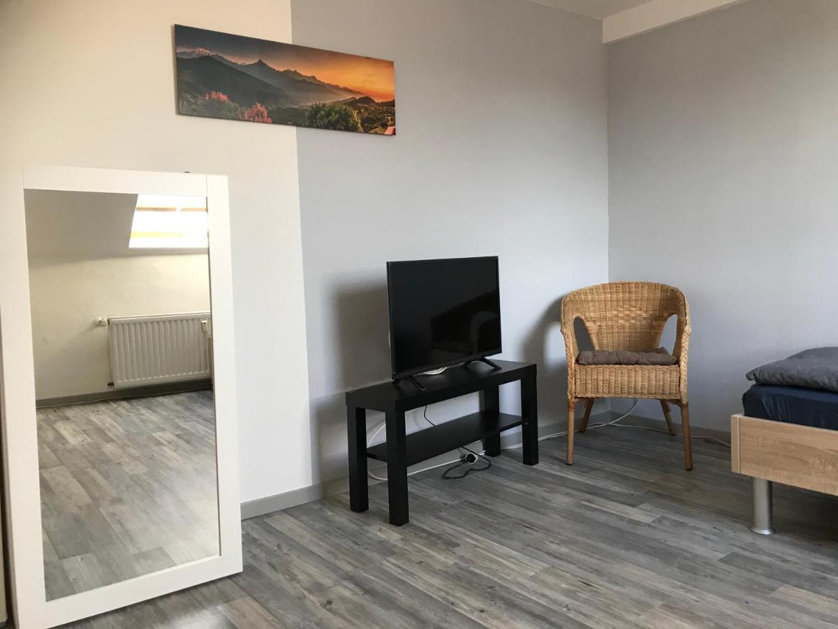Monteur - Privat Zimmer Langerwehe Geich Extérieur photo